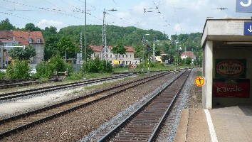 Das Bahnhofsgebäude in seiner ganzen Pracht.